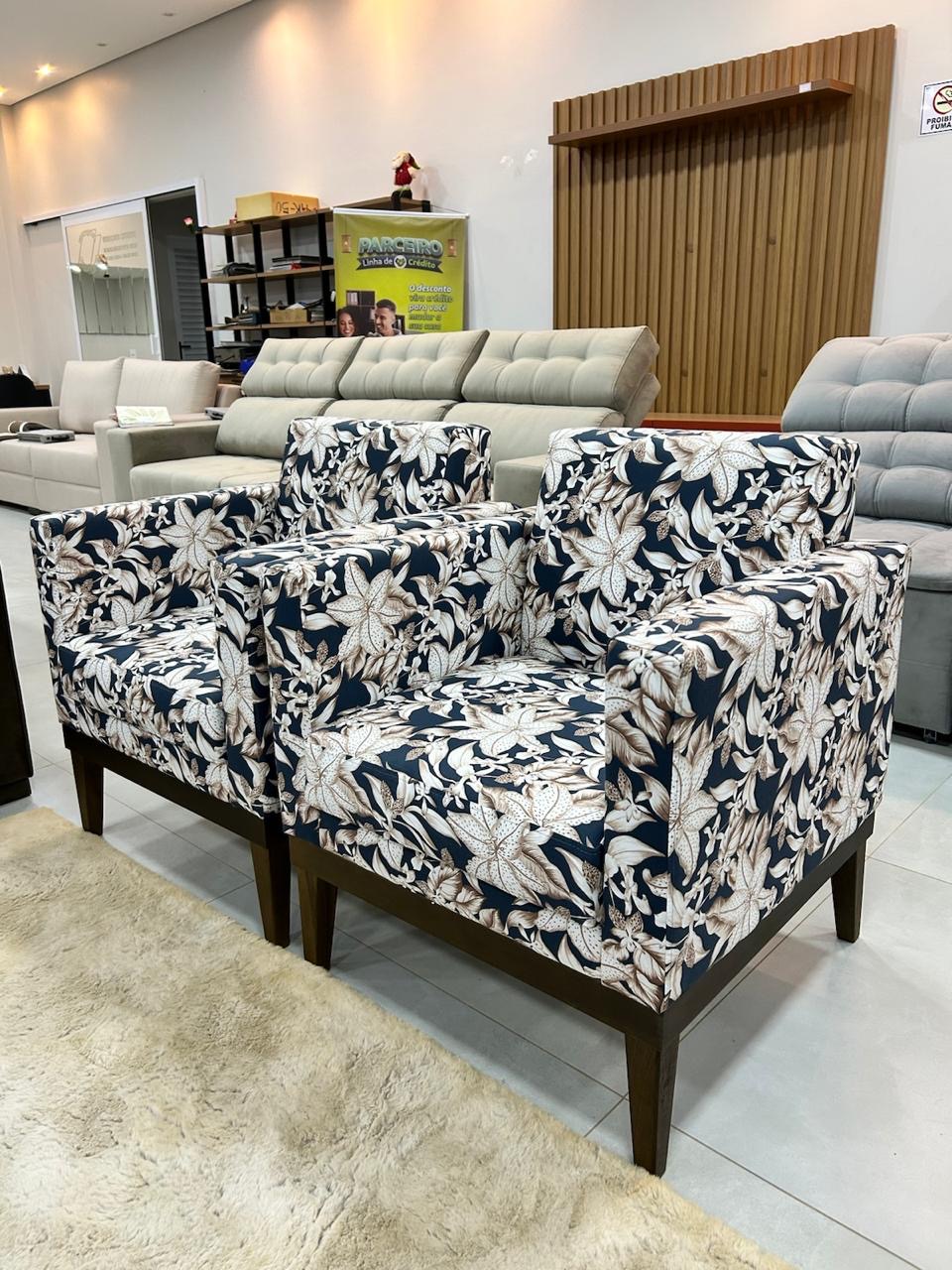 Poltronas estampadas florais